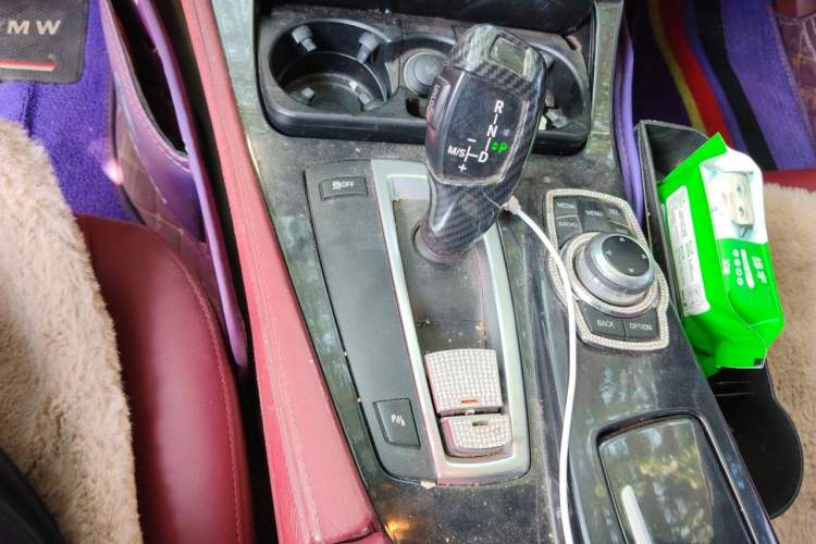 Used BMW 5 Series 2011 523Li Leading Model Gear Lever