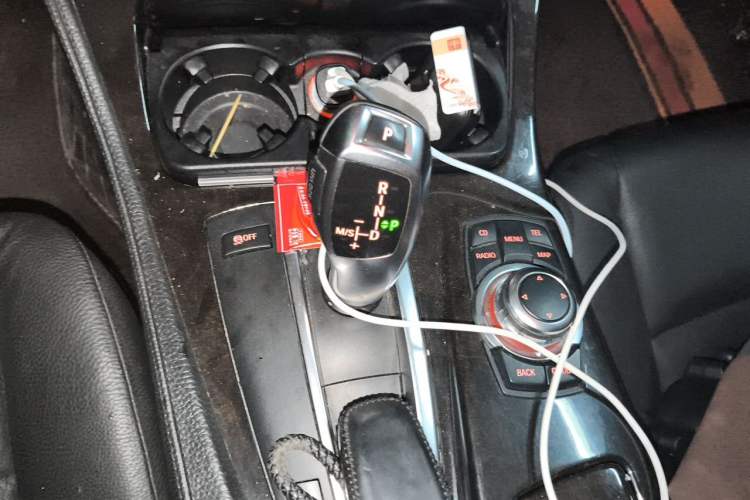 Used BMW 5 Series 2011 523Li Luxury Model Gear Lever