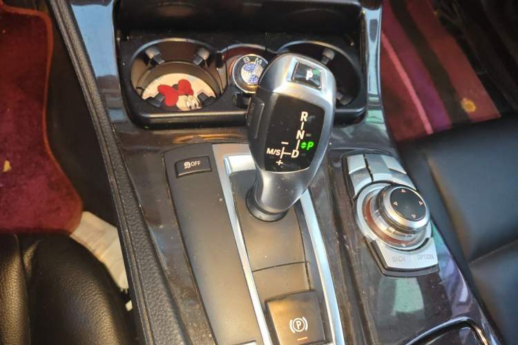 Used BMW 5 Series 2011 523Li Luxury Model Gear Lever