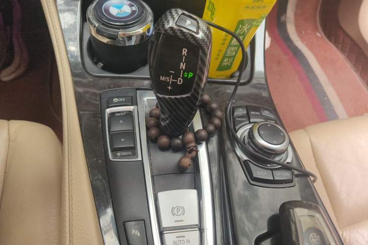 Used BMW 5 Series 2011 523Li Luxury Model Gear Lever