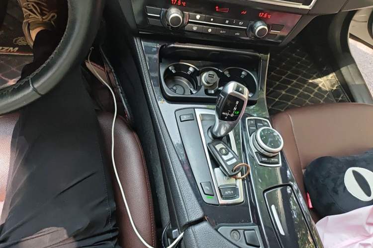 Used BMW 5 Series 2011 520Li Elegant Model Gear Lever