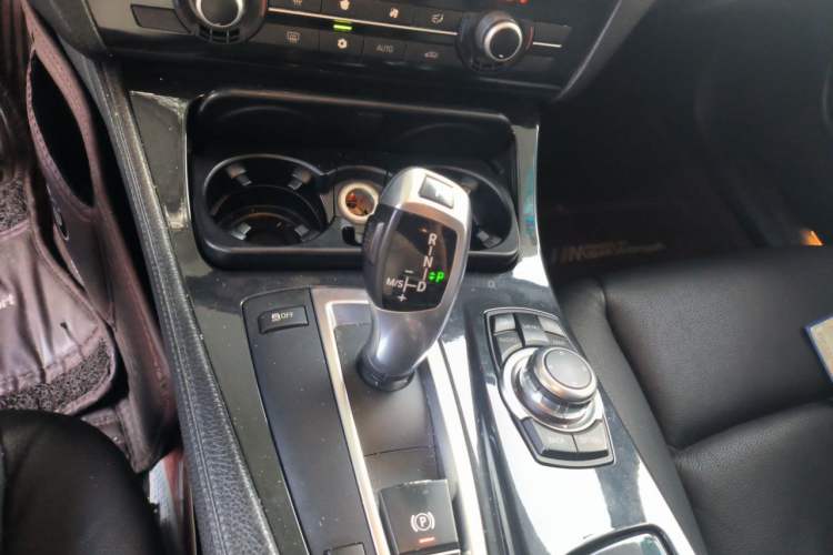Used BMW 5 Series 2011 520Li Elegant Model Gear Lever