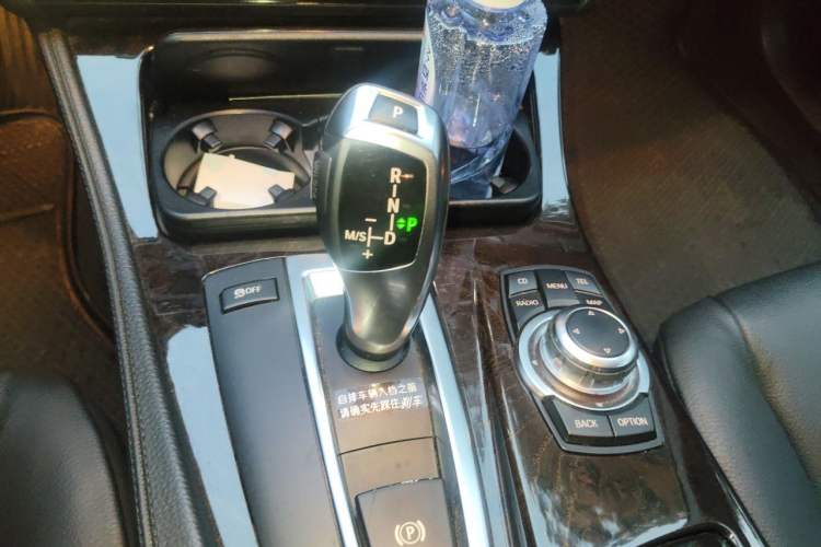 Used BMW 5 Series 2011 523Li Luxury Model Gear Lever