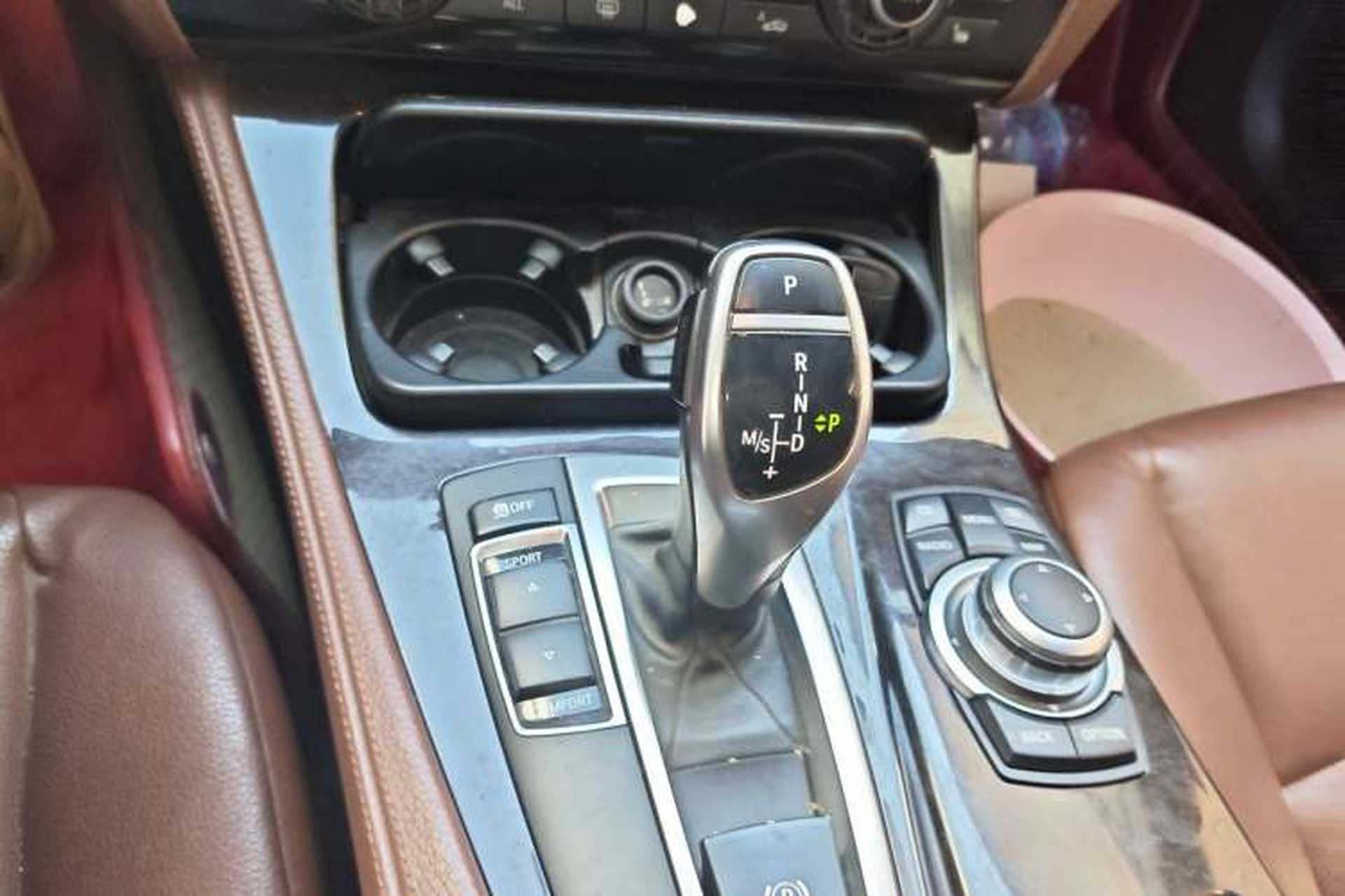 Used BMW 5 Series 2011 535i Sport Edition Gear Lever