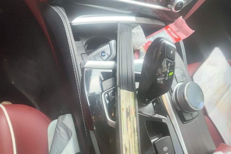 Used BMW 5 Series 2011 523Li Leading Model Gear Lever