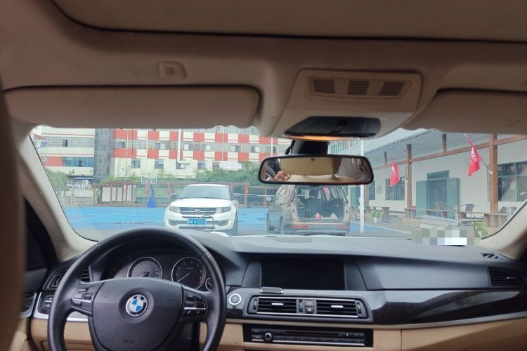 Used BMW 5 Series 2011 523Li Luxury Model Headliner