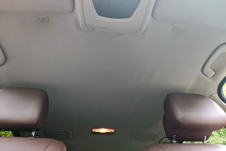 Used BMW 5 Series 2011 520Li Elegant Model Headliner