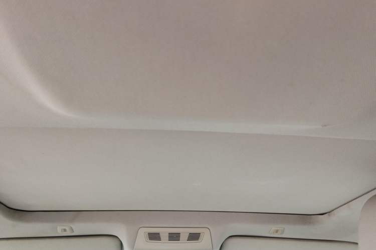 Used BMW 5 Series 2011 528Li Leading Model Headliner