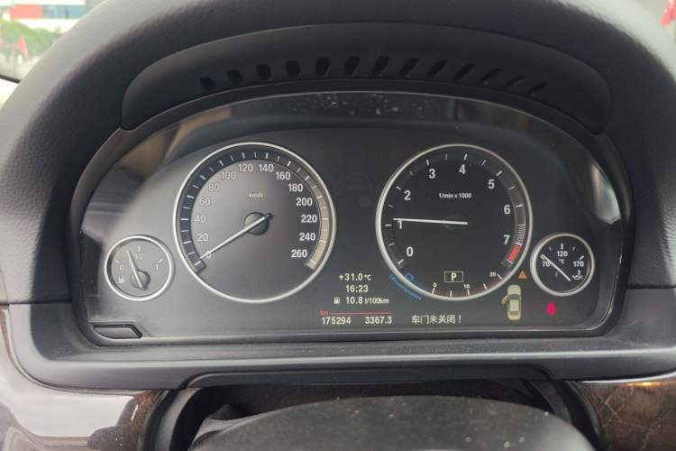 Used BMW 5 Series 2011 523Li Luxury Model Instrument Cluster
