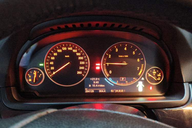 Used BMW 5 Series 2011 523Li Luxury Model Instrument Cluster