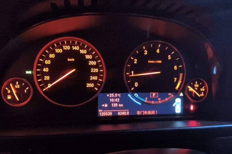 Used BMW 5 Series 2011 523Li Luxury Model Instrument Cluster