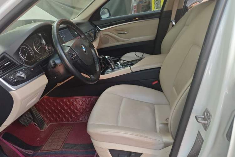 Used BMW 5 Series 2011 520Li Elegant Model Left Front Seat