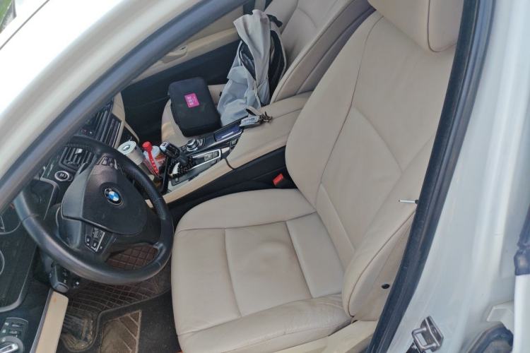 Used BMW 5 Series 2011 520Li Elegant Model Left Front Seat
