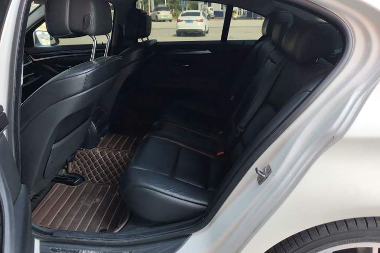 Used BMW 5 Series 2011 520Li Elegant Model Left Rear Seat