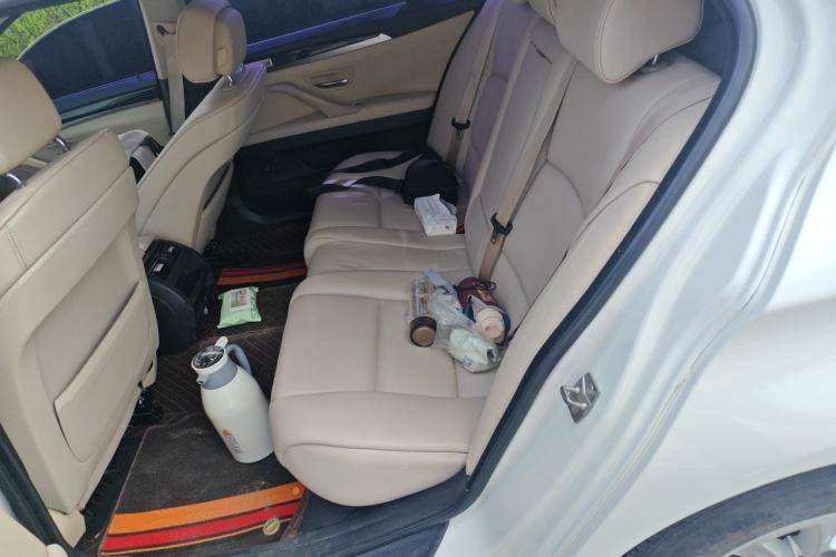Used BMW 5 Series 2011 520Li Elegant Model Left Rear Seat