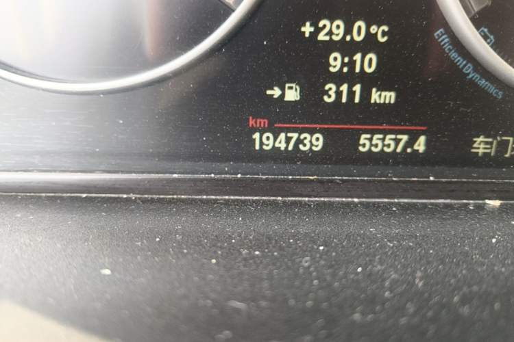 Used BMW 5 Series 2011 523Li Leading Model Odometer Close Up