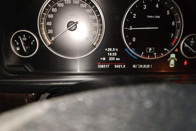 Used BMW 5 Series 2011 523Li Luxury Model Odometer Close Up