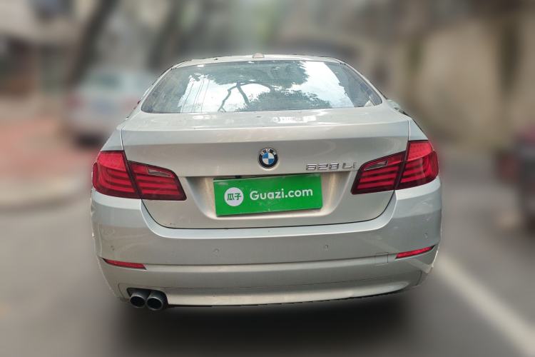 Used BMW 5 Series 2011 528Li Leading Model Rear