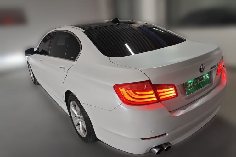 Used BMW 5 Series 2011 528Li Leading Model Rear Left 45 Deg