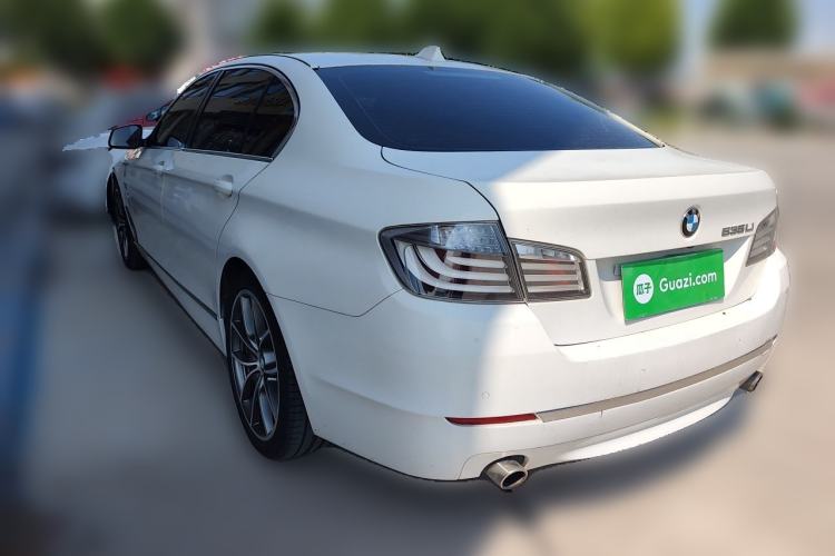 Used BMW 5 Series 2011 520Li Elegant Model Rear Left 45 Deg