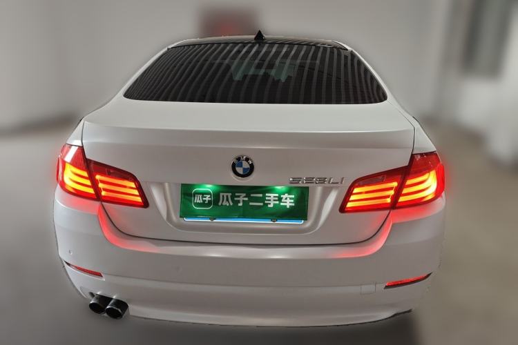 Used BMW 5 Series 2011 528Li Leading Model Rear