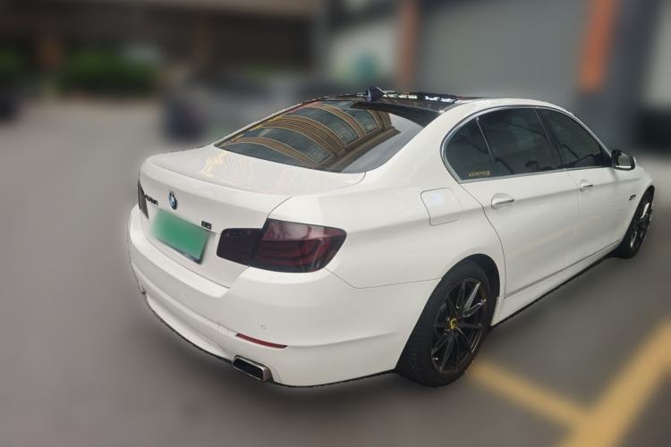Used BMW 5 Series 2011 535Li Luxury Model Rear Right 45 Deg
