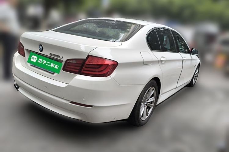 Used BMW 5 Series 2011 523Li Luxury Model Rear Right 45 Deg