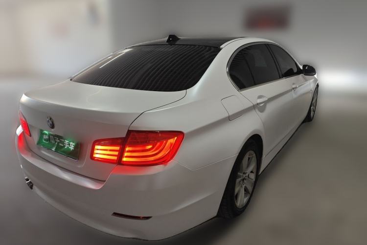 Used BMW 5 Series 2011 528Li Leading Model Rear Right 45 Deg