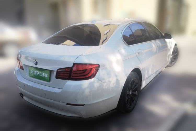 Used BMW 5 Series 2011 523i Leading Model Rear Right 45 Deg