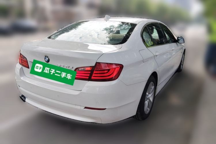 Used BMW 5 Series 2011 528Li Leading Model Rear Right 45 Deg