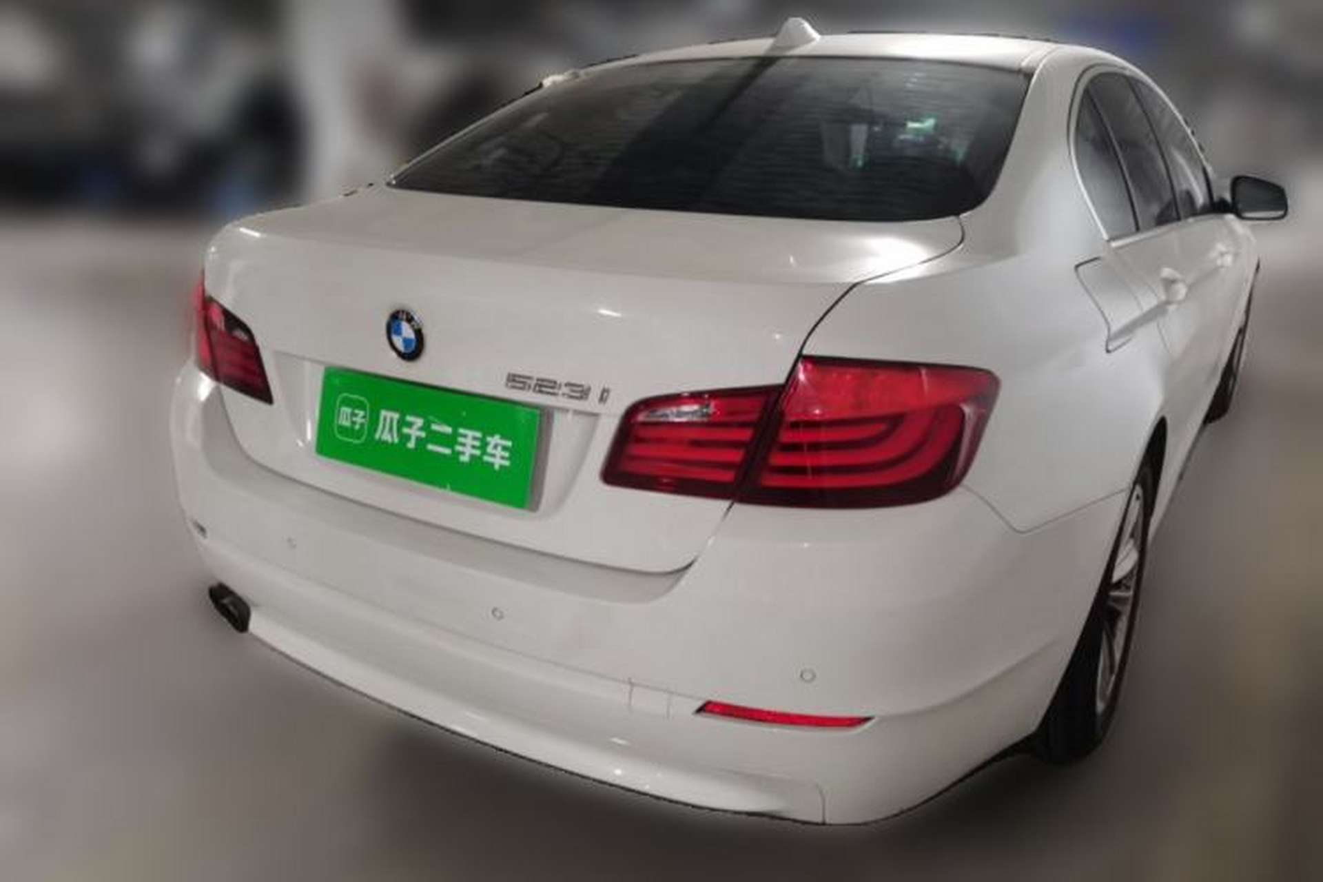 Used BMW 5 Series 2011 523i Leading Model Rear Right 45 Deg