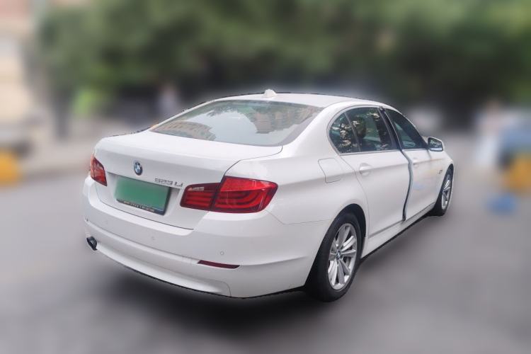 Used BMW 5 Series 2011 523Li Luxury Model Rear Right 45 Deg