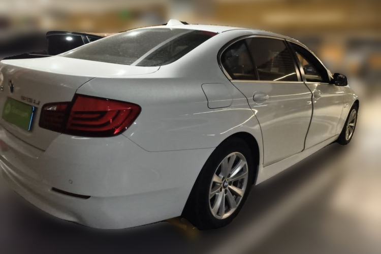 Used BMW 5 Series 2011 523Li Luxury Model Rear Right 45 Deg
