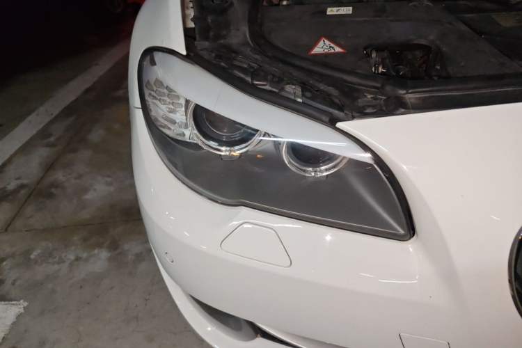 Used BMW 5 Series 2011 523i Leading Model Right Front Headlight