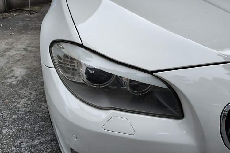 Used BMW 5 Series 2011 523Li Luxury Model Right Front Headlight