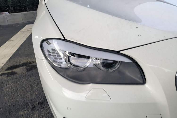 Used BMW 5 Series 2011 520Li Elegant Model Right Front Headlight
