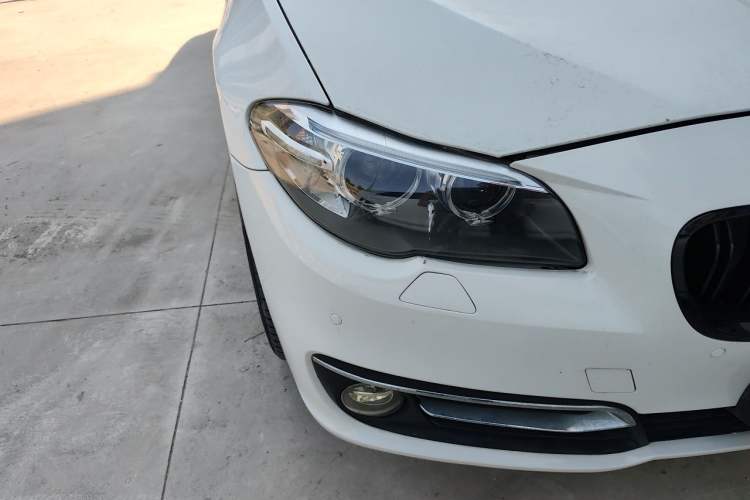 Used BMW 5 Series 2011 520Li Elegant Model Right Front Headlight