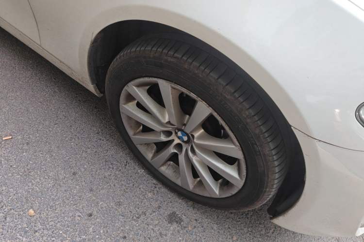 Used BMW 5 Series 2011 535Li Leading Model Right Front Wheel Hub