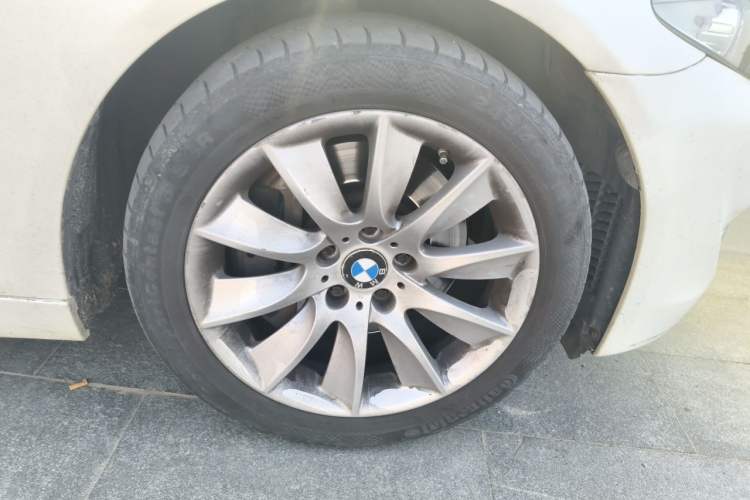 Used BMW 5 Series 2011 535i Sport Edition Right Front Wheel Hub