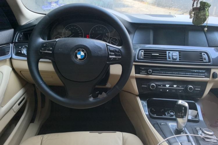 Used BMW 5 Series 2011 520Li Elegant Model Steering Wheel