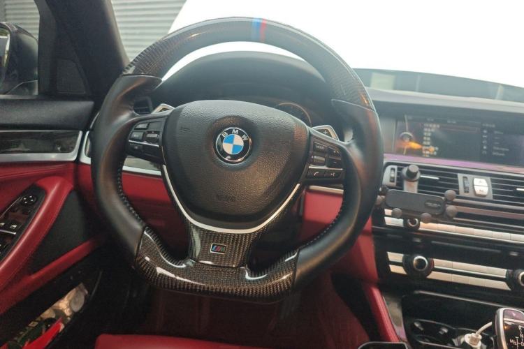 Used BMW 5 Series 2011 535Li Luxury Model Steering Wheel