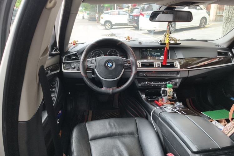 Used BMW 5 Series 2011 523Li Leading Model Steering Wheel