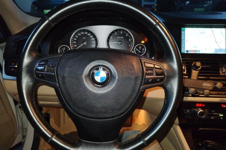 Used BMW 5 Series 2011 523Li Luxury Model Steering Wheel
