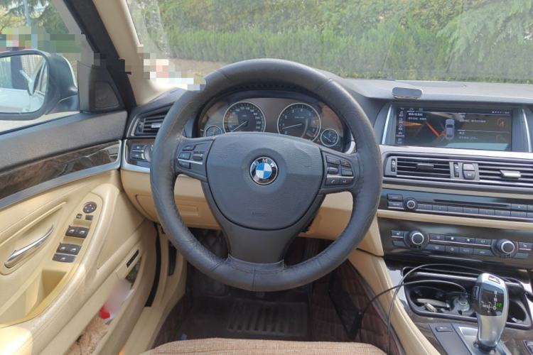 Used BMW 5 Series 2011 523Li Luxury Model Steering Wheel