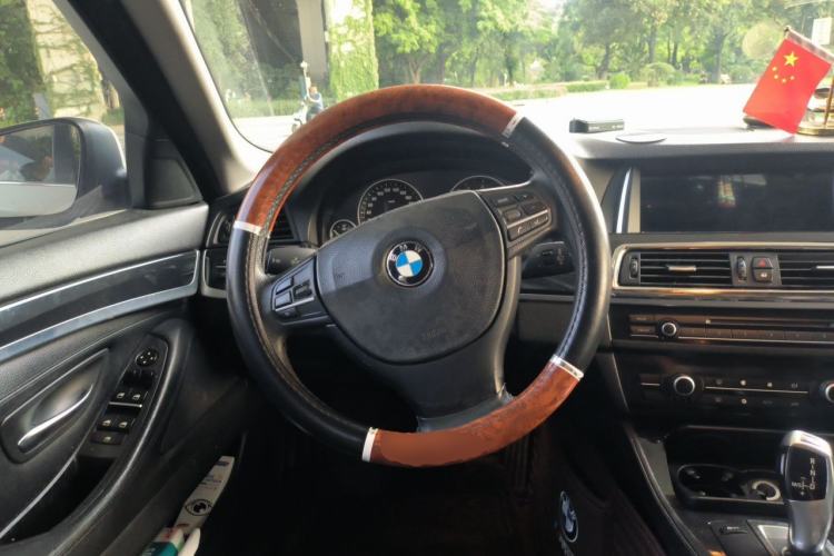 Used BMW 5 Series 2011 520Li Elegant Model Steering Wheel