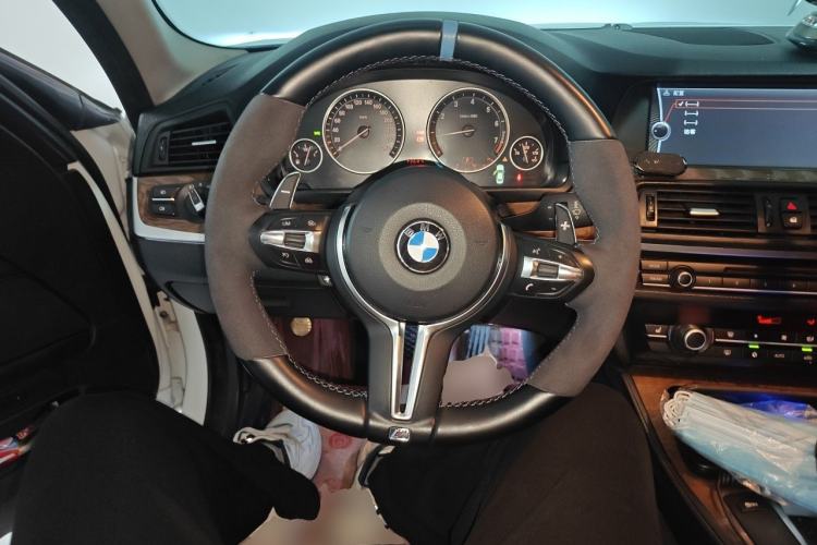 Used BMW 5 Series 2011 528Li Leading Model Steering Wheel