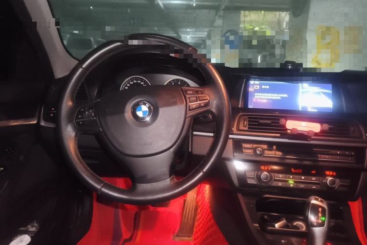Used BMW 5 Series 2011 520Li Elegant Model Steering Wheel