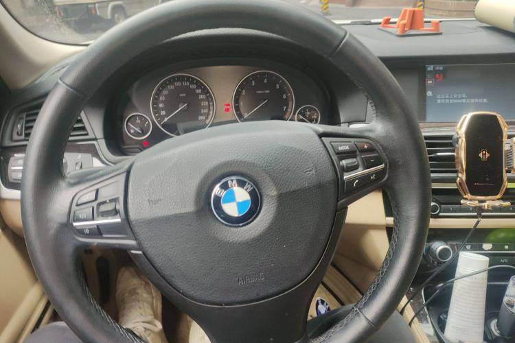Used BMW 5 Series 2011 523i Leading Model Steering Wheel