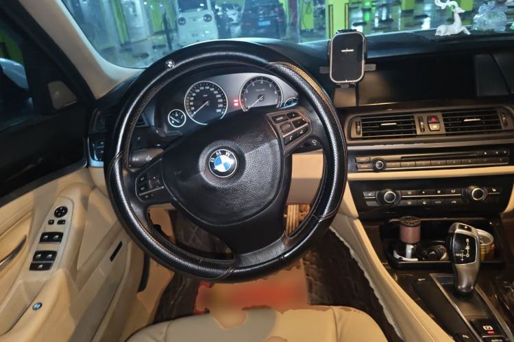 Used BMW 5 Series 2011 523Li Luxury Model Steering Wheel