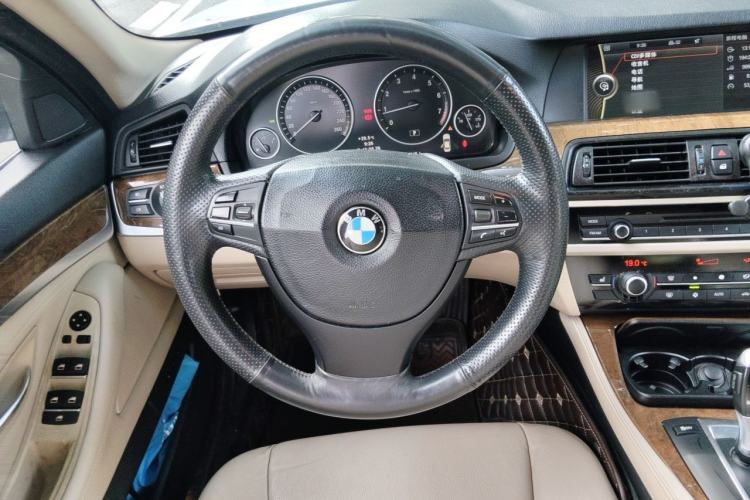 Used BMW 5 Series 2011 528Li Leading Model Steering Wheel